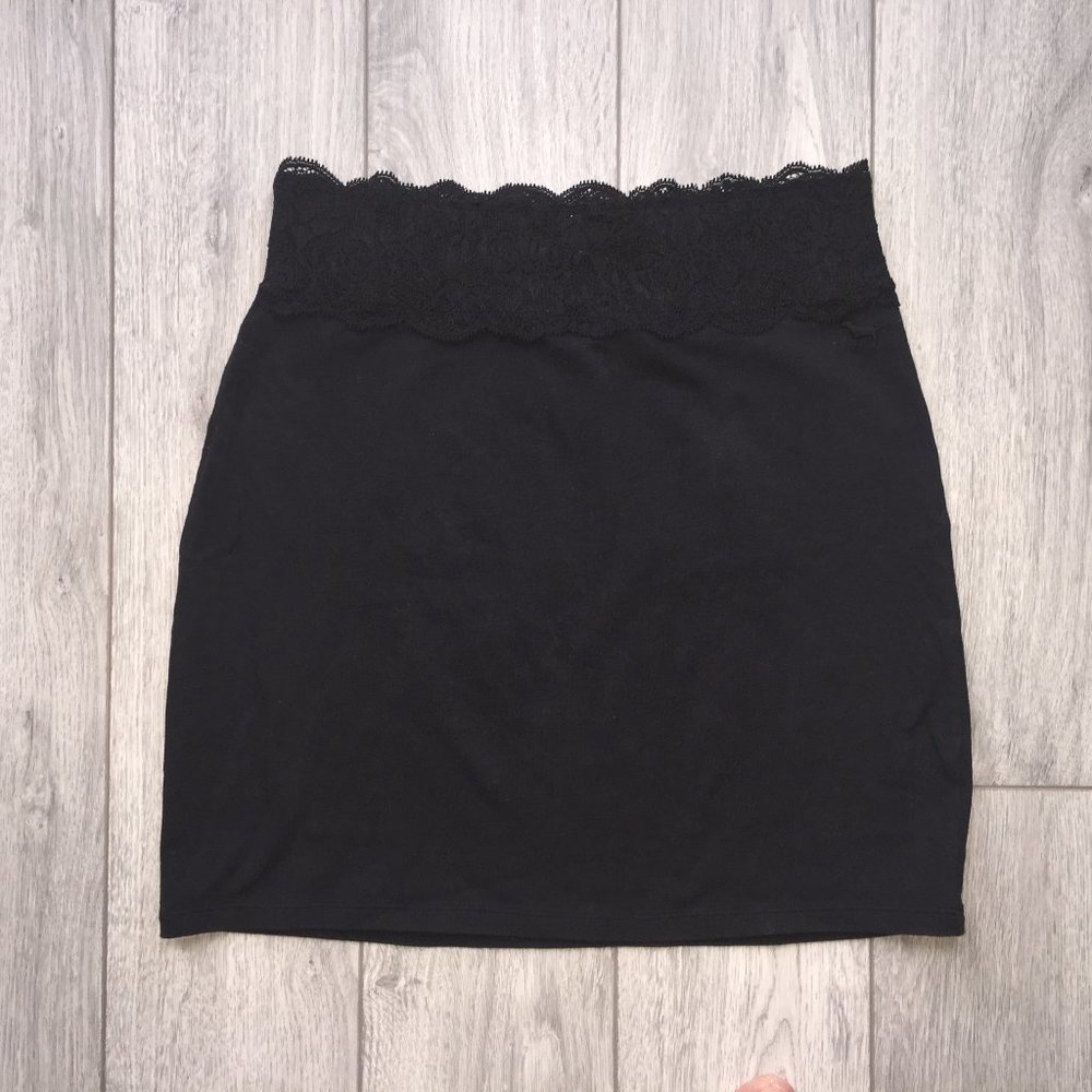 PINK Victoria's Secret Black Skirt